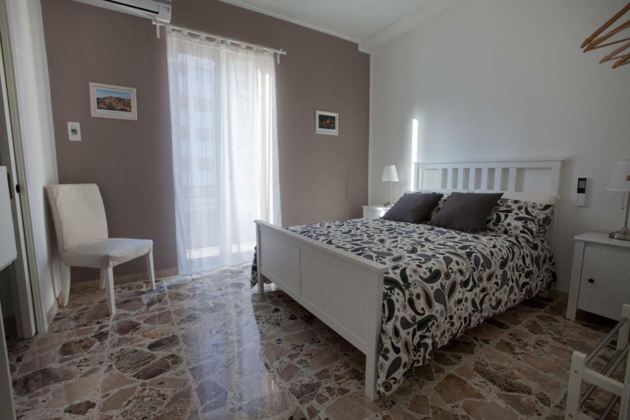 דירות מודיקה Casa Madonna Delle Grazie מראה חיצוני תמונה